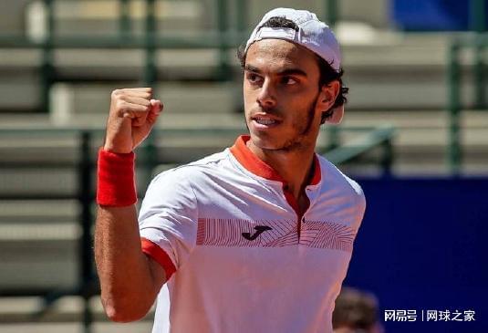 西媒：皇马更衣室厌倦维尼修斯，38场14黄1红，自傲又暴躁