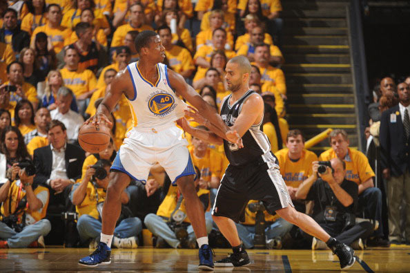 CBA常规赛：北京北汽队主场逆转深圳马可波罗队 取得开局四连胜